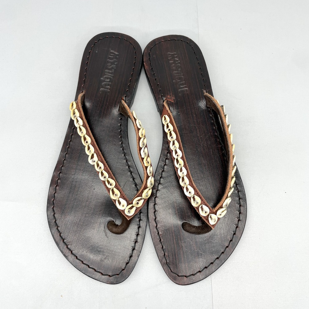 Mystique Womens 8 Puka Shells Cowrie Brown Leather Thong Sandals Shoe Boho Beach
